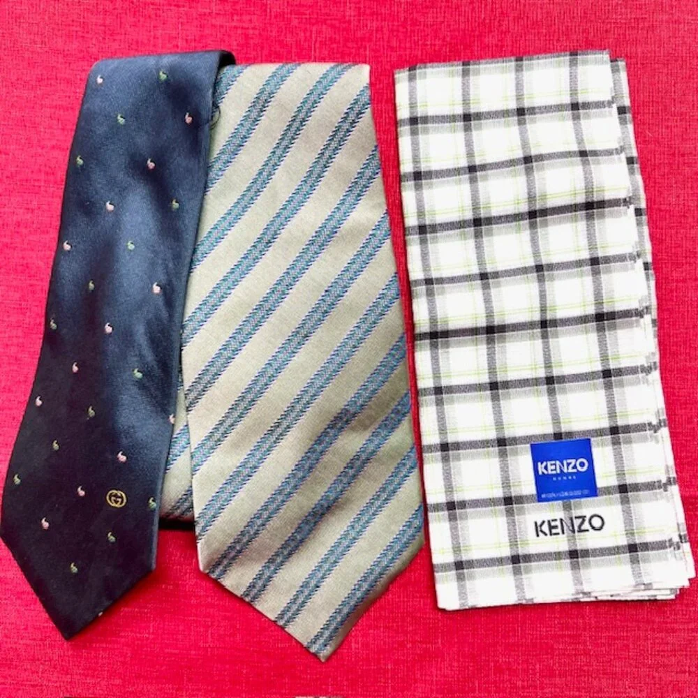 2 Neck Ties Silk: Gucci dark green & KT Homme +1 Kenzo Paris Handkerchief (40)